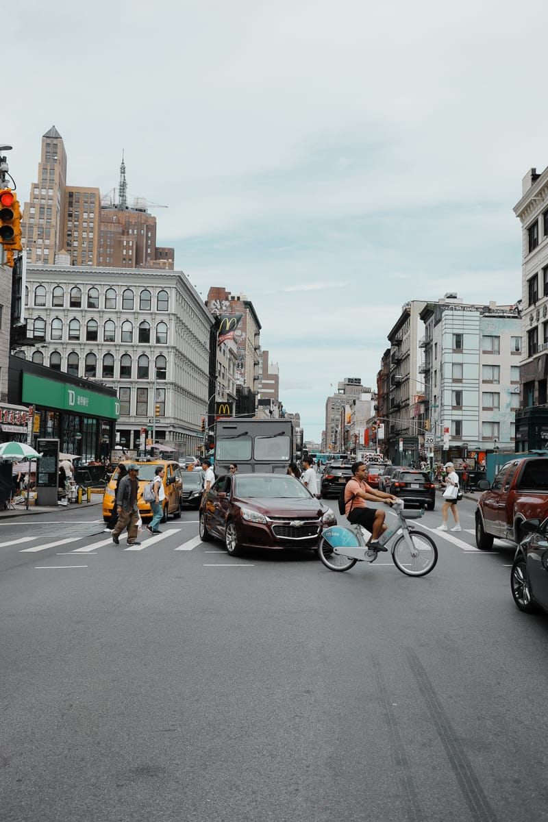 20250718 084255 M6 5901 Street photograph